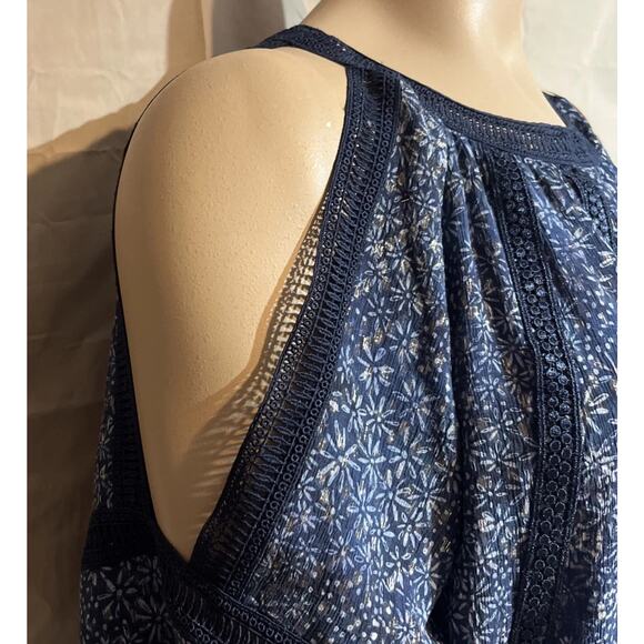 Elie Tahari L Silk Blouse Blue Cold Shoulder Metallic Embroidery Pleated Chiffon - Picture 2 of 14